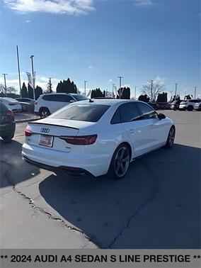 2024 Audi A4 45 S line quattro Premium