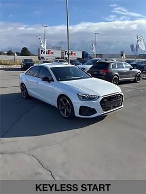 2024 Audi A4 45 S line quattro Premium