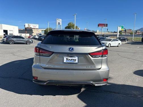 2022 Lexus RX 450h F SPORT Handling