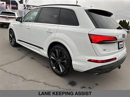 2026 Audi Q7 55 Premium Plus