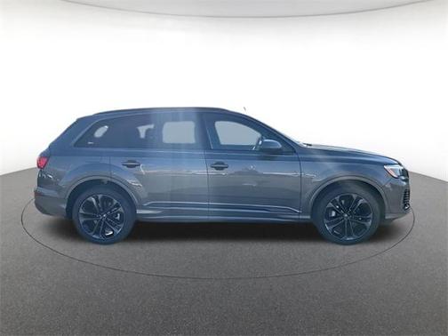 2026 Audi Q7 55 Premium Plus