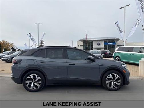 2023 Volkswagen ID.4 Pro