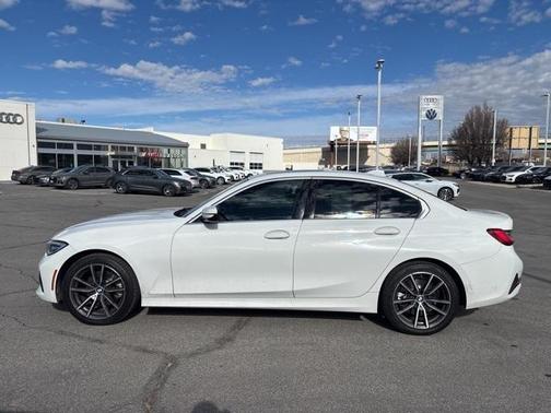 2020 BMW 330 i xDrive