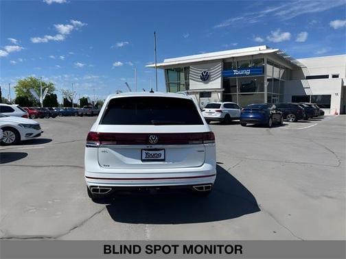 2024 Volkswagen Atlas 2.0T SEL Premium R-Line