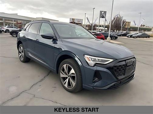 2024 Audi Q8 e-tron Premium