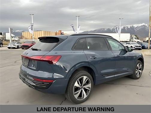 2024 Audi Q8 e-tron Premium