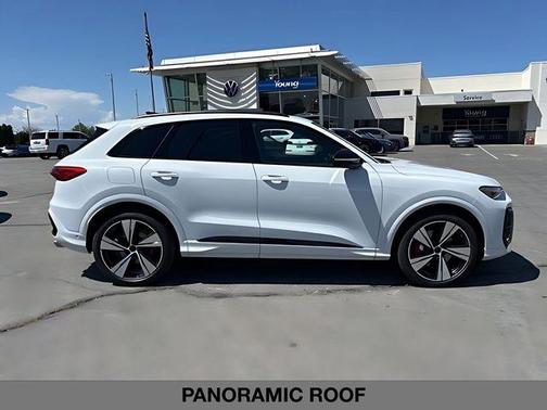 Glacier White 2026 Audi SQ5 3.0T Premium Plus