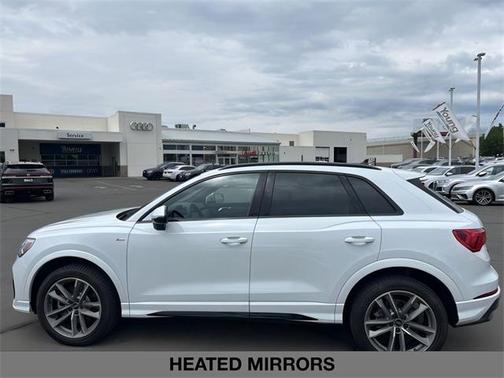 2025 Audi Q3 45 S line Premium
