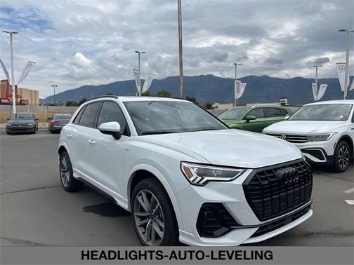 2025 Audi Q3 45 S line Premium