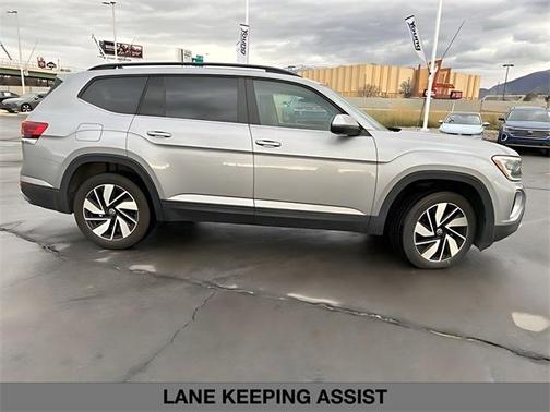 2024 Volkswagen Atlas 2.0T SE