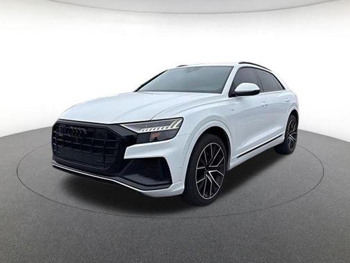 Glacier White Metallic 2023 Audi Q8 55 Premium Plus