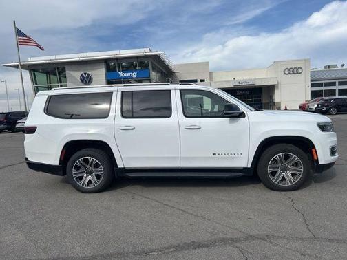 Bright White Clearcoat 2023 Jeep Wagoneer L Series II