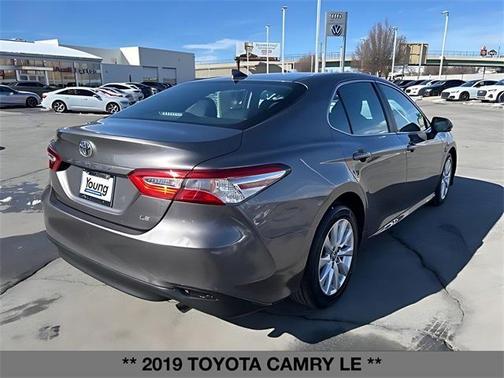 2019 Toyota Camry LE
