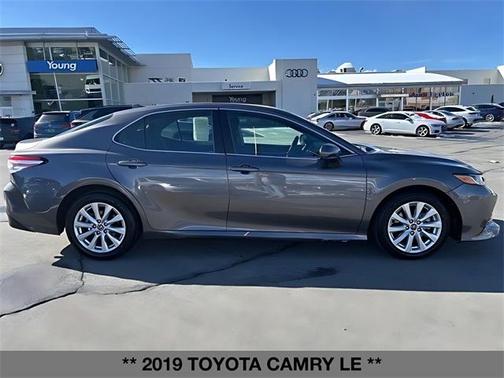 2019 Toyota Camry LE