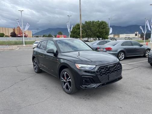 2025 Audi Q5 45 S line quattro Premium