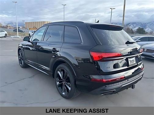 2026 Audi Q7 55 Premium Plus