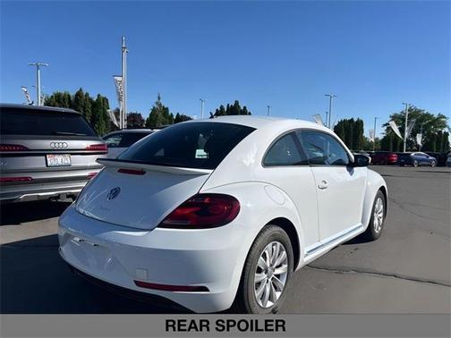 2019 Volkswagen Beetle 2.0T S