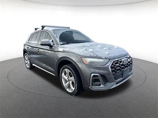 2023 Audi Q5 45 S line quattro Premium
