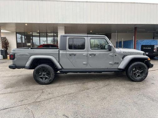 2022 Jeep Gladiator Sport S