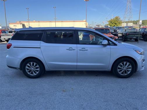 2019 Kia Sedona LX