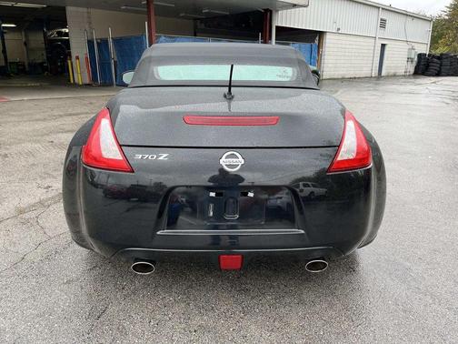 2015 Nissan 370Z Touring