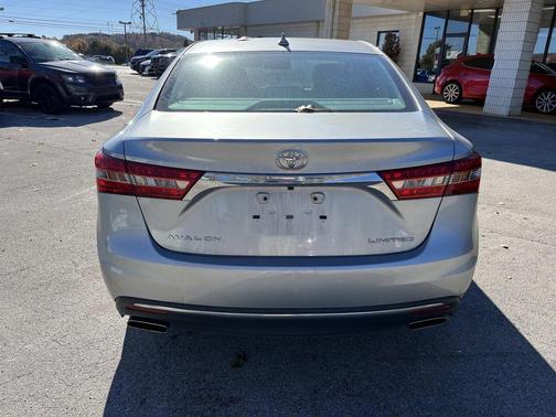 2016 Toyota Avalon Limited