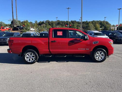 2024 Nissan Titan XD SV