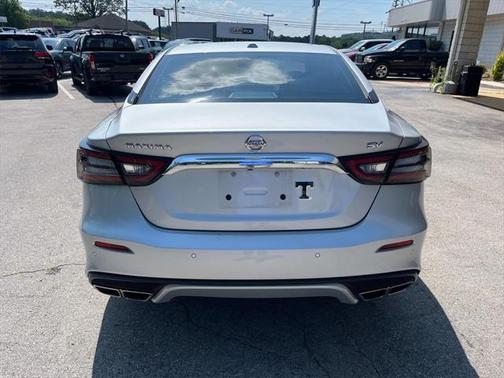 2022 Nissan Maxima SV Xtronic CVT