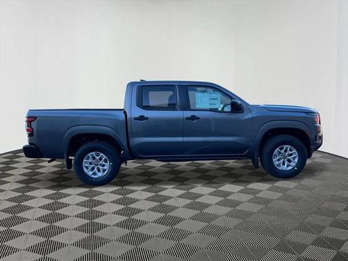 2025 Nissan Frontier S