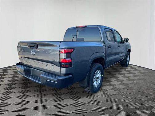 2025 Nissan Frontier S