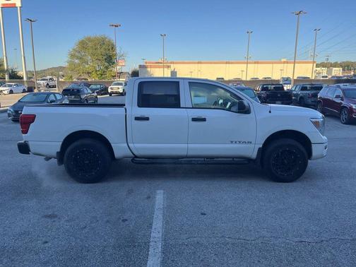 2021 Nissan Titan S
