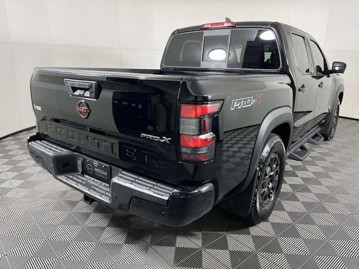 2022 Nissan Frontier PRO-X