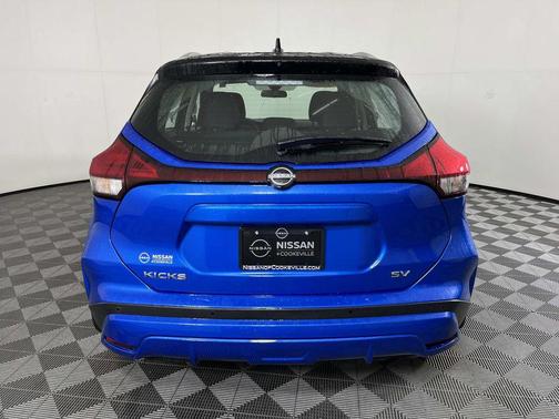 2023 Nissan Kicks SV