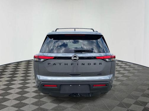 2025 Nissan Pathfinder SV 4WD