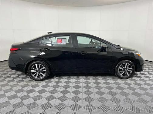 2024 Nissan Versa 1.6 SV