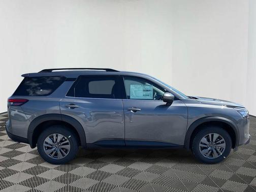 2025 Nissan Pathfinder SV 4WD