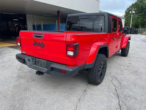 2022 Jeep Gladiator Altitude 4x4
