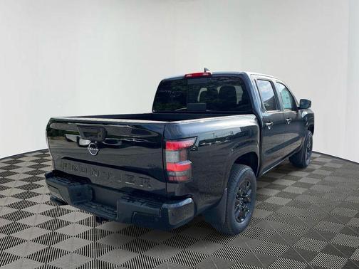 Super Black 2026 Nissan Frontier SV