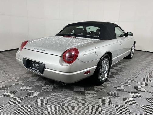2005 Ford Thunderbird Base