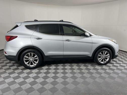 2017 Hyundai Santa Fe Sport 2.0L Turbo