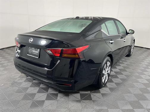 2020 Nissan Altima S FWD