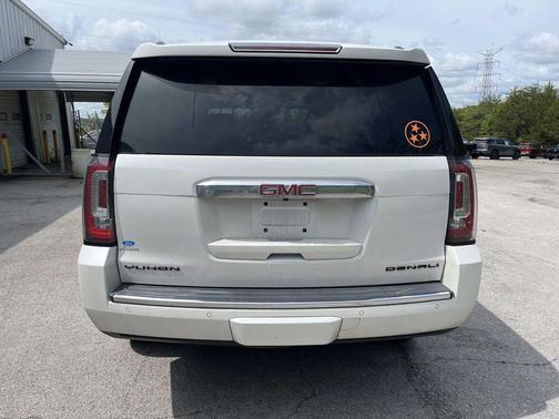 White Frost 2018 GMC Yukon Denali