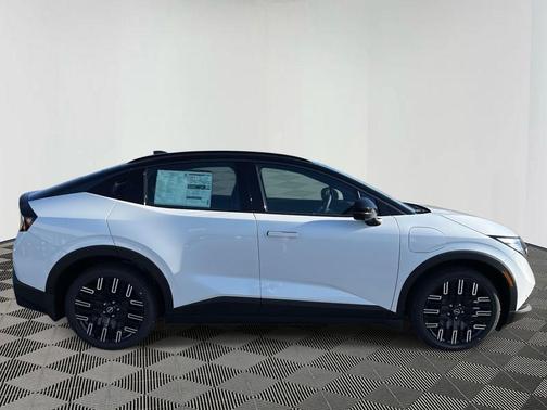 2026 Nissan Leaf PLATINUM+