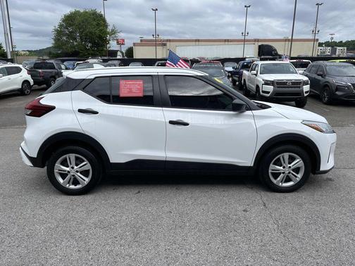 Fresh Powder 2024 Nissan Kicks S