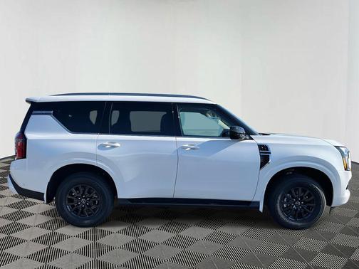 2026 Nissan Armada SV
