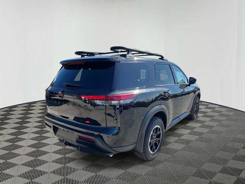 Super Black 2026 Nissan Pathfinder Rock Creek