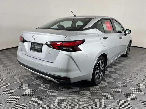 2024 Nissan Versa 1.6 S