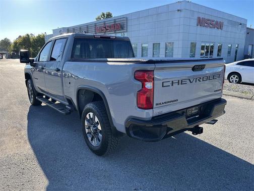2024 Chevrolet Silverado 2500 Custom