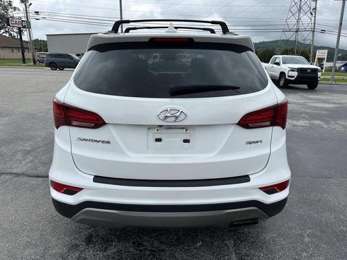 Frost White Pearl 2017 Hyundai Santa Fe Sport 2.4L