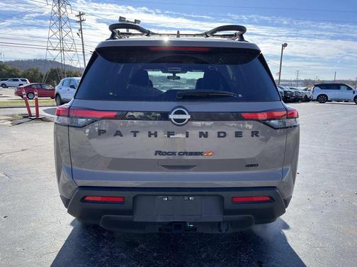 2025 Nissan Pathfinder Rock Creek 4WD